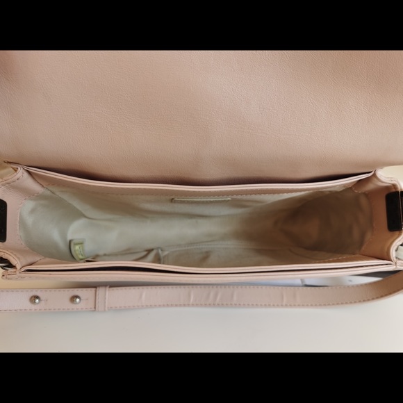 💥MAY Month End SALE in store! Chanel calfskin boy bag light pink - Picture 9 of 12